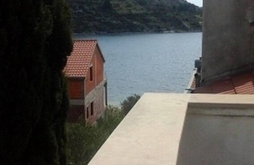 Podglavica Apartment | One bedroom apartment near beach Stupin Čeline (Rogoznica) (A-21043-c)