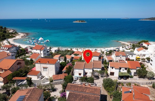 Rogoznica Apartment | One bedroom apartment near beach Rogoznica (A-23414-b)