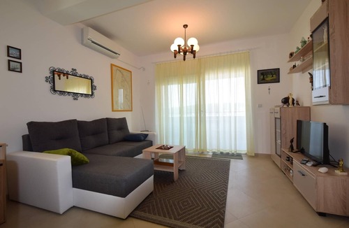 Cizici Apartment | One bedroom apartment with terrace and sea view Čižići, Krk (A-20432-a)