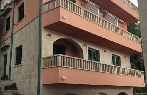 Drasnice Apartment | One bedroom apartment near beach Drašnice, Makarska (A-25930-d)