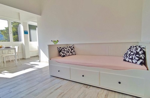 Drvenik Apartment | One bedroom apartment with terrace and sea view Drvenik Donja vala, Makarska (A-2728-b)