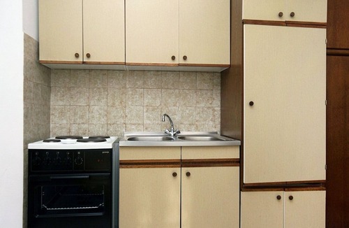 Dugi Rat Apartment | One bedroom apartment near beach Duće, Omiš (A-4853-d)