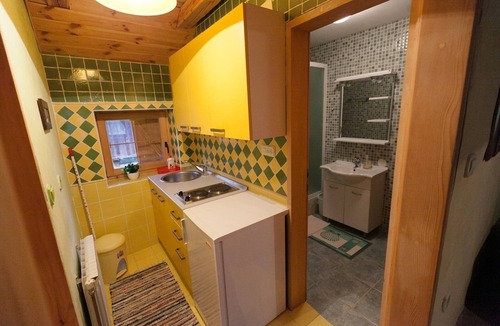 Jasenak Apartment | One bedroom apartment with a swimming pool Jasenak, Gorski kotar (A-20718-b)