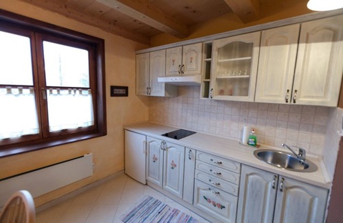 Jasenak Apartment | One bedroom apartment with a swimming pool Jasenak, Gorski kotar (A-20718-e)