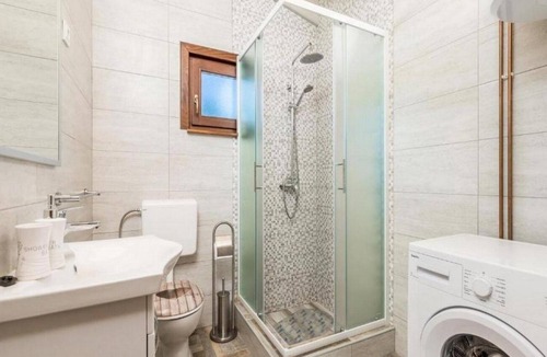 Rudanovac Apartment | One bedroom apartment with hot tub Rudanovac (Plitvice) (A-20767-b)