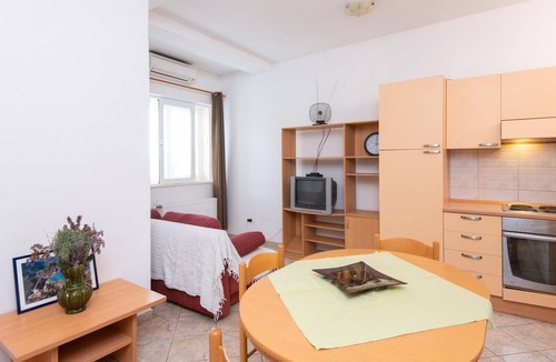 Loviste Apartment | One-bedroom Apartment Petra in Lovište - Pelješac