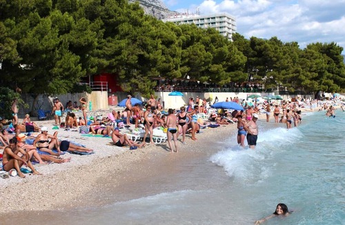 Bidol Apartment | One bedroom apartment with balcony and sea view Makarska (A-11418-a)