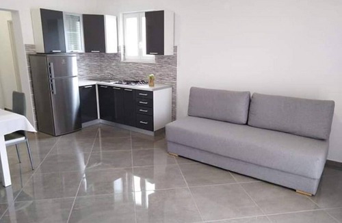 Metajna Apartment | One bedroom apartment with terrace and sea view Metajna (Pag) (A-20521-b)