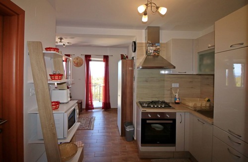 Punta Kriza Apartment | One bedroom apartment with balcony and sea view Punta križa, Cres (A-18644-a)