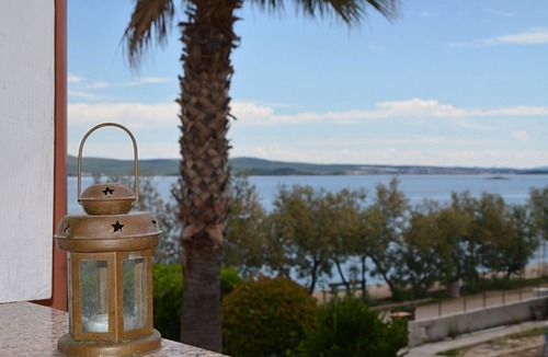 Nevidane Apartment | One bedroom apartment near beach Neviđane, Pašman (A-11902-b)