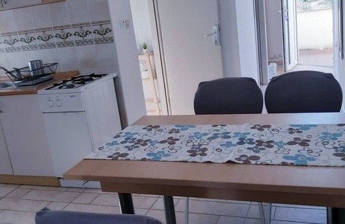 Nevidane Apartment | One bedroom apartment near beach Neviđane, Pašman (A-18427-a)