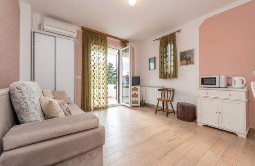 Zrce Apartment | One-bedroom apartment Casa Vidasca 101 with the pool and private balcony