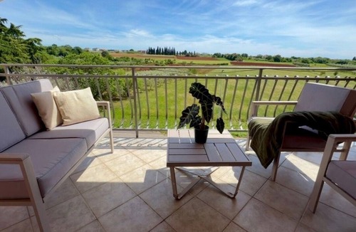 Dajla Apartment | One bedroom apartment with a swimming pool Novigrad (A-6951-a)