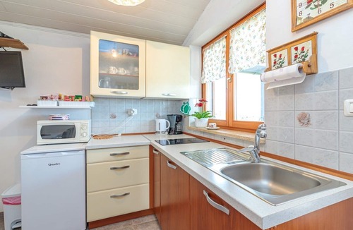 Oprtalj Apartment | One bedroom apartment A1 in Central Istria