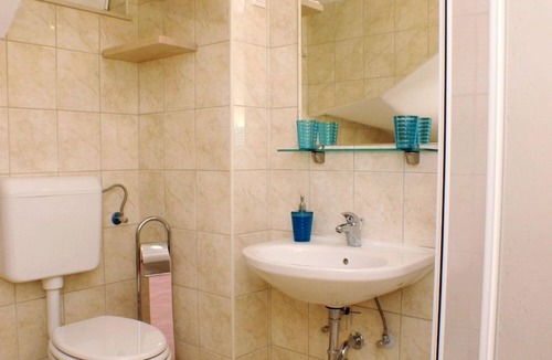 Vinjerac Apartment | One bedroom apartment with air-conditioning Vinjerac, Zadar (A-3093-e)