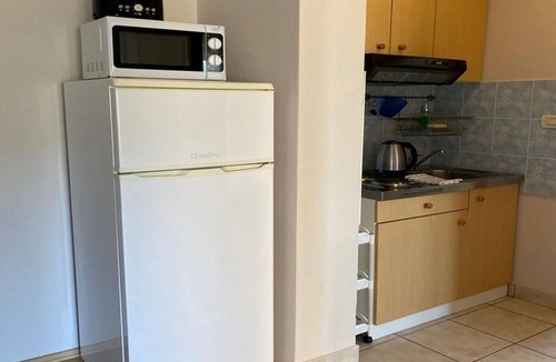 Promajna Apartment | One bedroom apartment with a swimming pool Promajna, Makarska (A-6849-a)