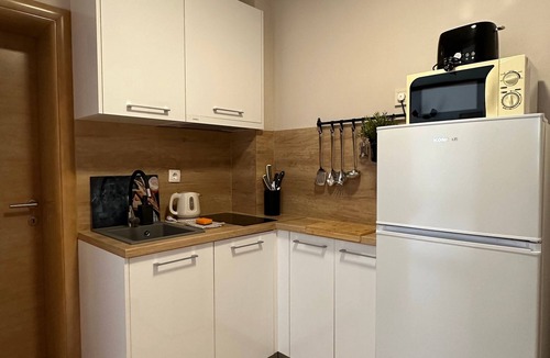 Promajna Apartment | One bedroom apartment with a swimming pool Promajna, Makarska (A-6849-b)