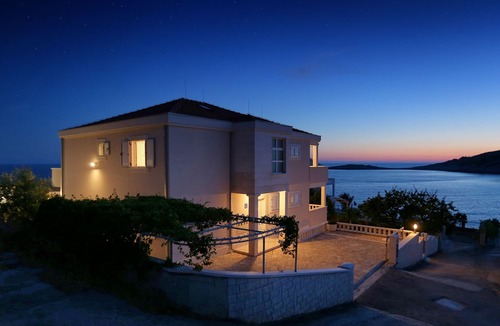 Razanj Apartment | One bedroom apartment near beach Ražanj, Rogoznica (A-7484-c)