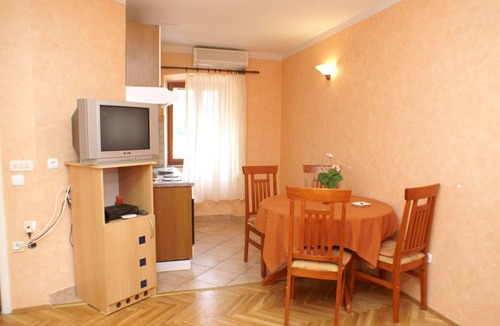 Trstenik Apartment | One bedroom apartment near beach Trstenik, Pelješac (A-4511-a)