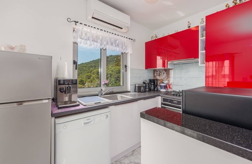 Mali Iz Apartment | One bedroom apartment with terrace and sea view Mali Iž, Iž (A-25965-a)