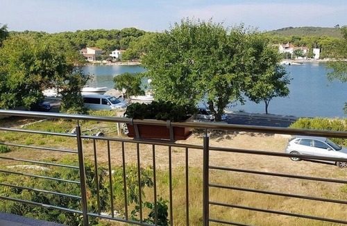 Veli Rat Apartment | One bedroom apartment near beach Veli Rat, Dugi otok (A-437-a)