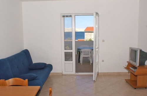 Kustici Apartment | One bedroom apartment near beach Kustići (Pag) (A-4087-e)