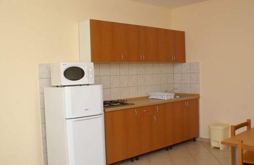 Kustici Apartment | One bedroom apartment near beach Kustići (Pag) (A-4087-f)