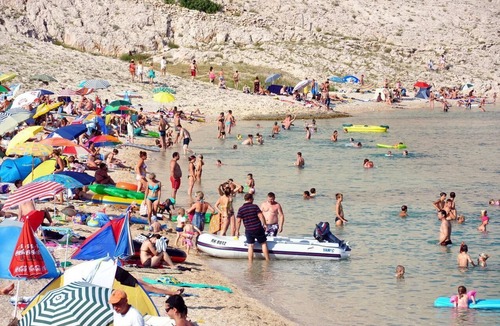 Metajna Apartment | One bedroom apartment near beach Metajna, Pag (A-6465-a)