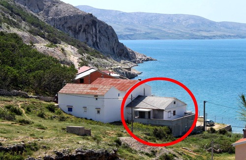 Metajna Apartment | One bedroom apartment near beach Metajna, Pag (A-6465-b)