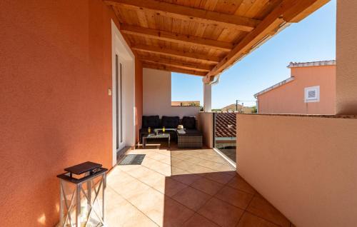 Podgradina Apartment | One-Bedroom Apartment In Podgradina