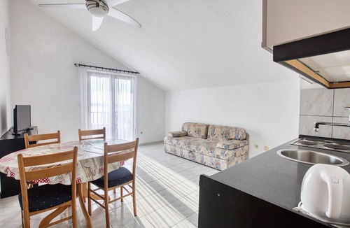 Brodarica Apartment | One bedroom apartment near beach Brodarica, Šibenik (A-13615-c)