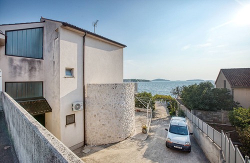 Brodarica Apartment | One bedroom apartment near beach Brodarica, Šibenik (A-13615-c)