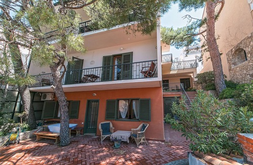 Brela Apartment | One bedroom apartment near beach Brela, Makarska (A-16950-b)
