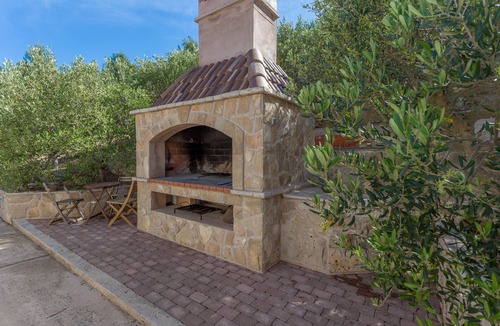 Hvar Apartment | One bedroom apartment near beach Cove Zastupac, Hvar (A-8761-b)
