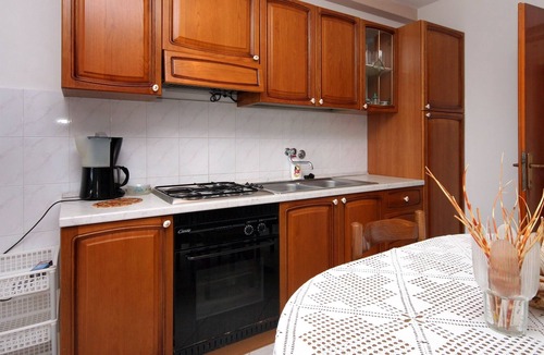 Prigradica Apartment | One bedroom apartment near beach Prigradica, Korčula (A-9141-a)