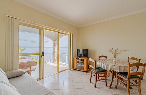Prigradica Apartment | One bedroom apartment near beach Prigradica, Korčula (A-14341-a)