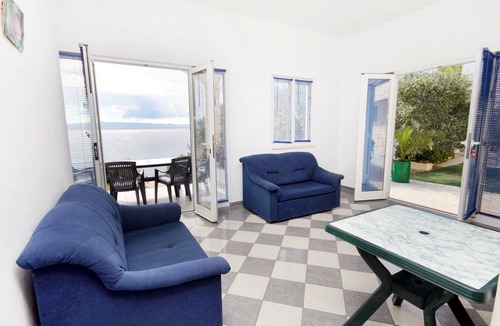 Gdinj Apartment | One bedroom apartment near beach Cove Jedra, Hvar (A-2583-h)