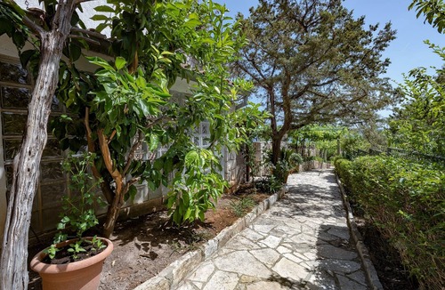 Zavala Apartment | One bedroom apartment near beach Zavala, Hvar (A-2061-b)