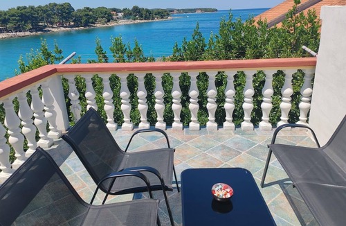 Ugljan Apartment | One bedroom apartment near beach Ugljan (A-846-c)