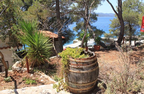 Island Dugi Otok Apartment | One bedroom apartment near beach Lavdara, Dugi otok (A-8114-b)