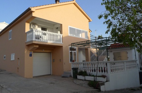 Grebastica Apartment | One bedroom apartment with terrace and sea view Grebaštica, Šibenik (A-13978-b)