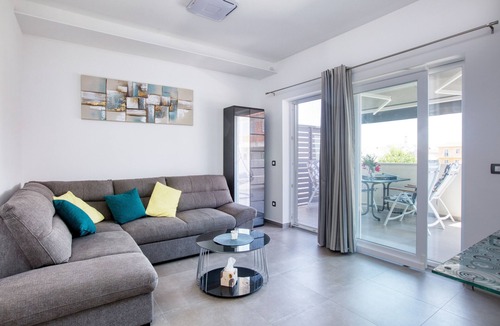 Betina Apartment | One bedroom apartment with hot tub Betina, Murter (A-20450-b)