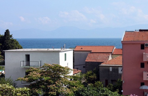 Drvenik Apartment | One bedroom apartment with terrace and sea view Drvenik Donja vala, Makarska (A-6701-b)