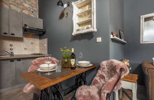 Loborika Apartment | One bedroom apartment with hot tub Loborika, Pula (A-12983-a)