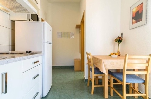 Marina Apartment | One bedroom apartment with terrace Marina, Trogir (A-25135-h)