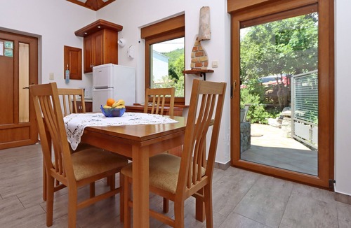 Pobri Apartment | One bedroom apartment with terrace and sea view Opatija - Pobri, Opatija (A-7813-b)