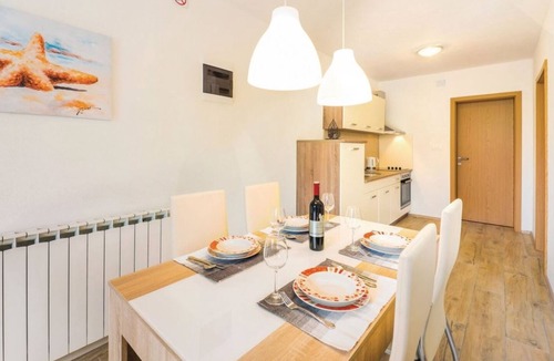 Sarsoni Apartment | One bedroom apartment with terrace Rijeka (A-18146-a)