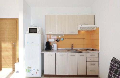 Sukosan Apartment | One bedroom apartment with terrace and sea view Sukošan, Zadar (A-15036-a)