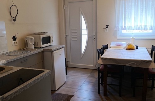 Tuheljske Toplice Apartment | One bedroom apartment with terrace Tuheljske Toplice, Zagorje (A-24875-a)