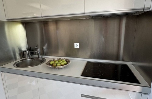 Turanj Apartment | One bedroom apartment with balcony and sea view Turanj, Biograd (A-25338-b)